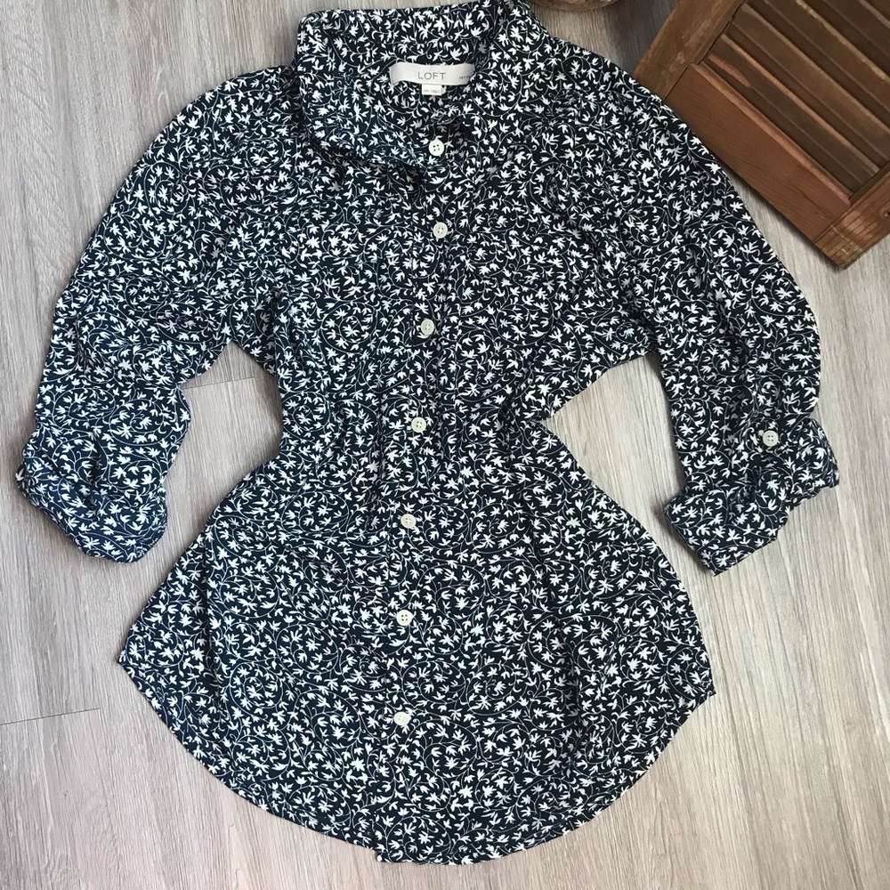 Loft Navy & White Floral Blouse